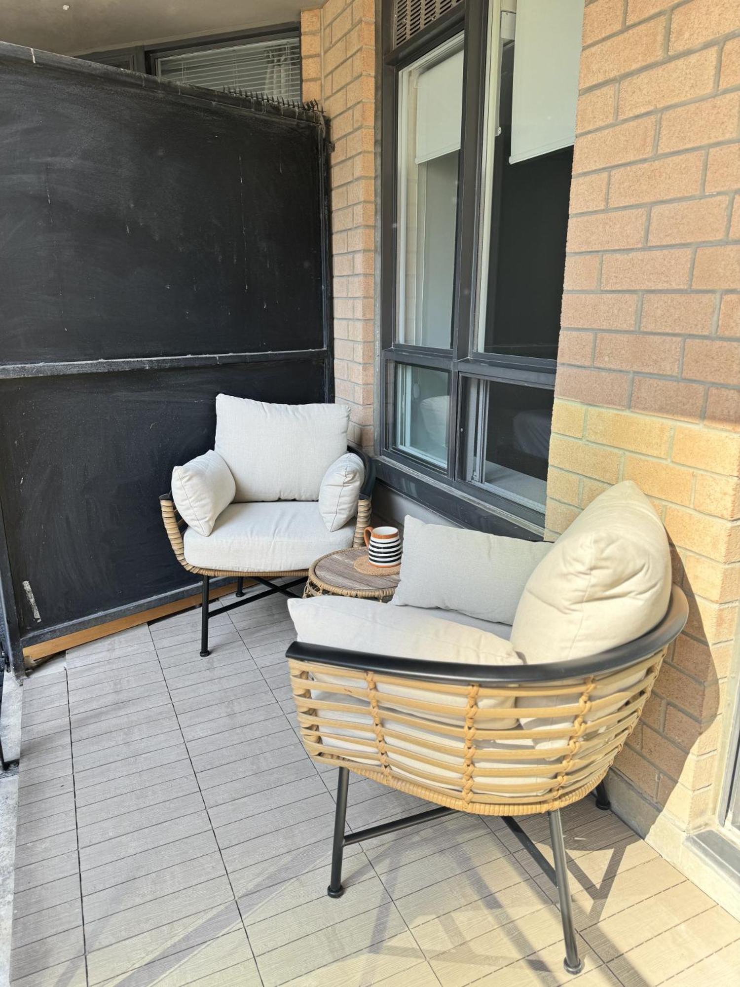 Boutique Suite Of Downtown Toronto Exterior photo